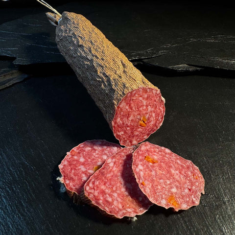 Salami mit Whiskey-Aprikose