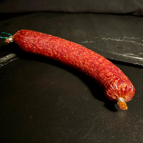 Salami mit geröstetem Knoblauch