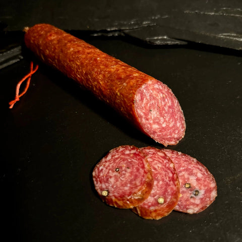 Salami mit Pfefferkorn